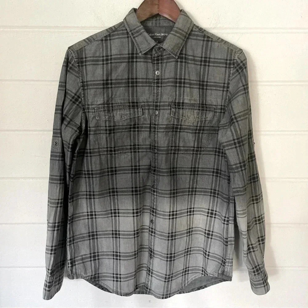 NWOT Calvin Klein Jeans Men’s Ombré Flannel Button Up Cotton Shirt Size Small